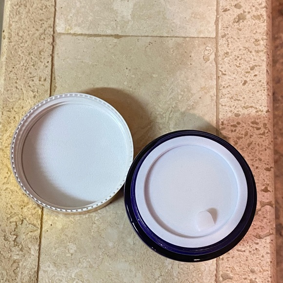 - 1 Oz. 🛑 SOlD OUT 🛑 No Harmful Chemicals Eye Cream for Wrinkles Moisture - Picture 3 of 5